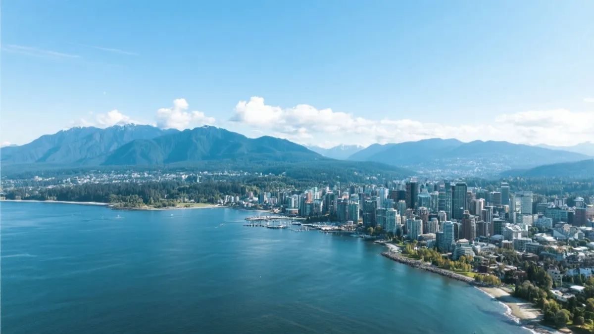 2026世界杯温哥华气温全解析：6–7月体感、降雨与穿衣策略，让每一分钟都舒服地看球